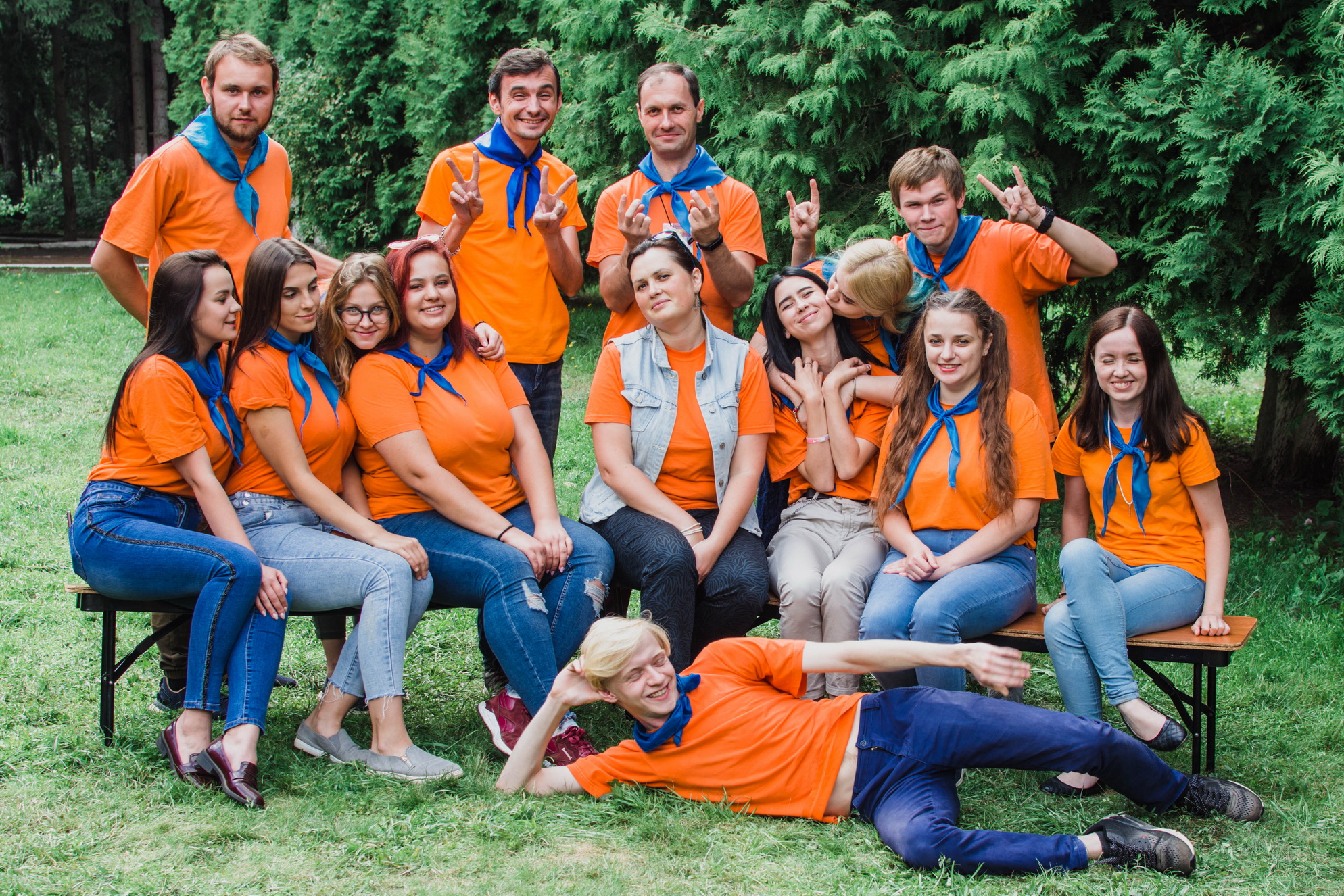 Самые веселые! Самые дружные!)