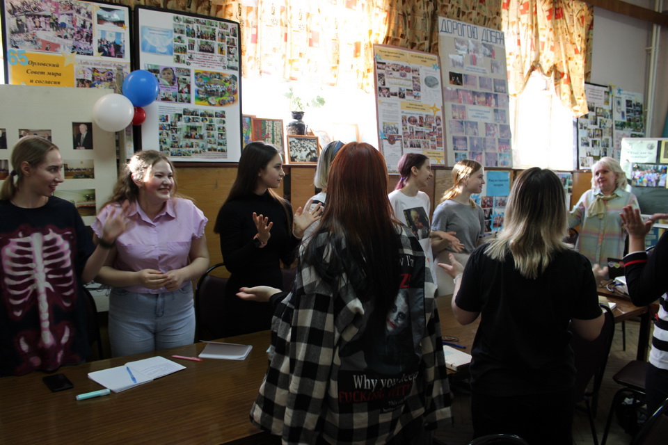 На занятии Валентины Сергеевны Жилиной